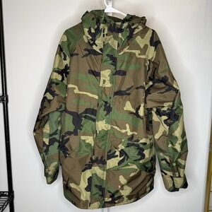 Tennier Army Camouflage Cold Weather Parka Large NWOT